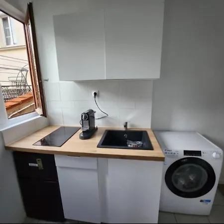 Apartment 2 Pieces Agreable Lumineux Et Calme